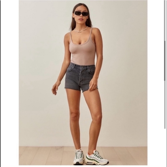 Reformation - Picture 3 of 7